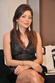 Kanika Kapoor Wiki, Bio, Affairs, Husband, Profile, Images