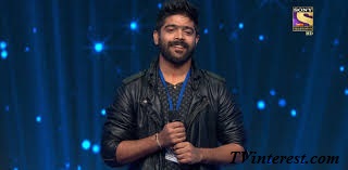 LV Revanth is a brilliant playback singer in Tollywood. He has taken a place in the hearts of viewers with his melodious voice. He is the strongest contestant in the ninth season of an Indian reality show “Indian Idol“. 
