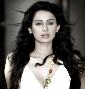 https://tvinterest.com/pankhuri-awasthi…soor-hai-amla-ka