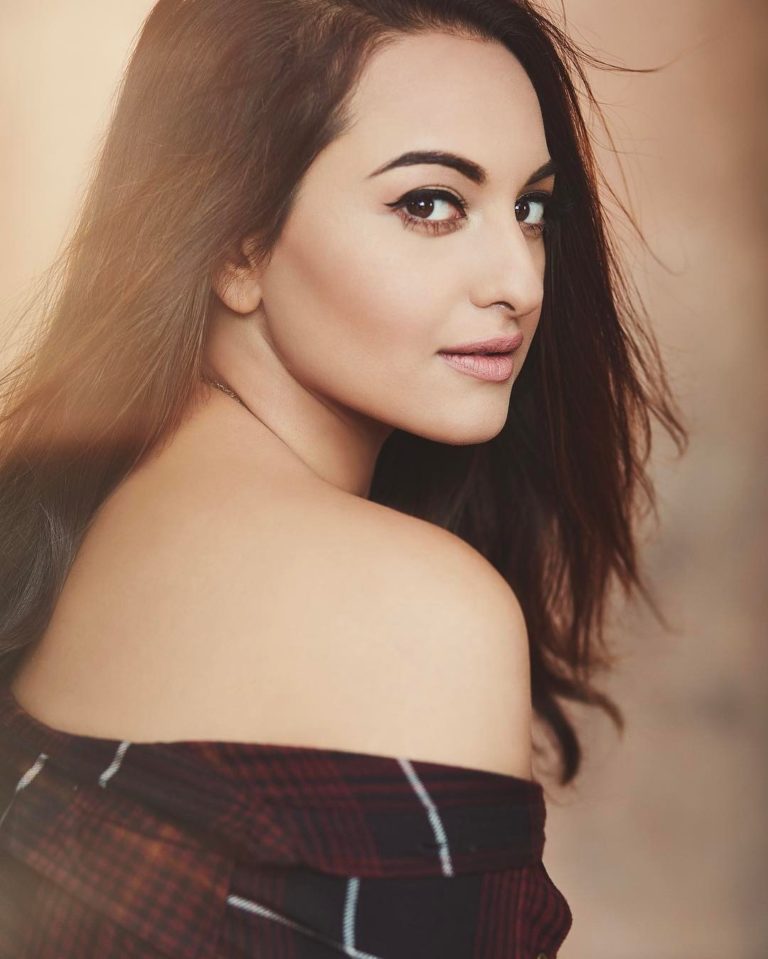 Sonakshi Sinha Nach Baliye 8 Judge,Wiki,Bio,Age,Profile | Full Details