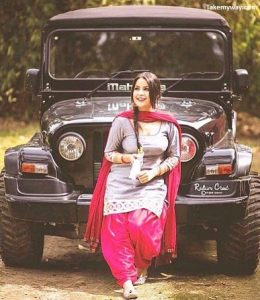 Sehnaz Kaur Punjabi Model Wiki,Bio,Age,Profile,Boyfriend | Full Details