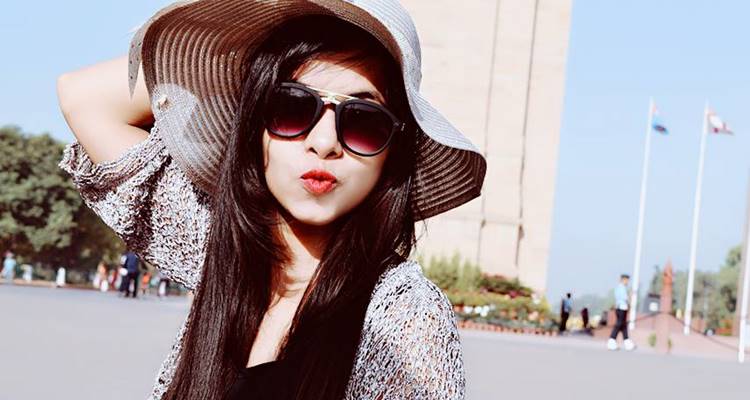 Dhinchak Pooja Singer Wiki,Bio,Age,Profile,Selfie Maine Leli Aaj (Full Song) | Full Details