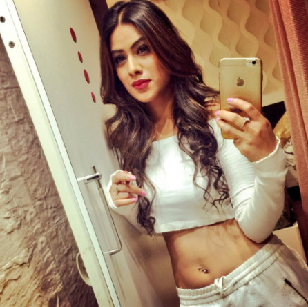 Nia Sharma Big Boss 11 Contestant Wiki,Bio,Age,Profile,Images,Boyfriend | Full Details