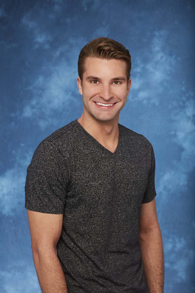 Jonathan Treece Bachelor in Paradise,Contestant,Wiki,Bio,Age,Profile,Images,Girlfriend | Full Details