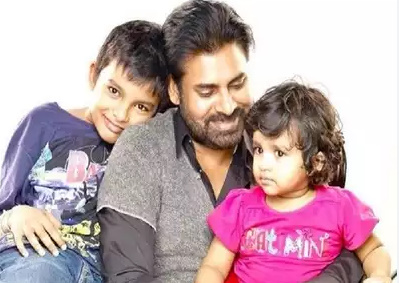 Pawan-Kalyan-with-his-kids